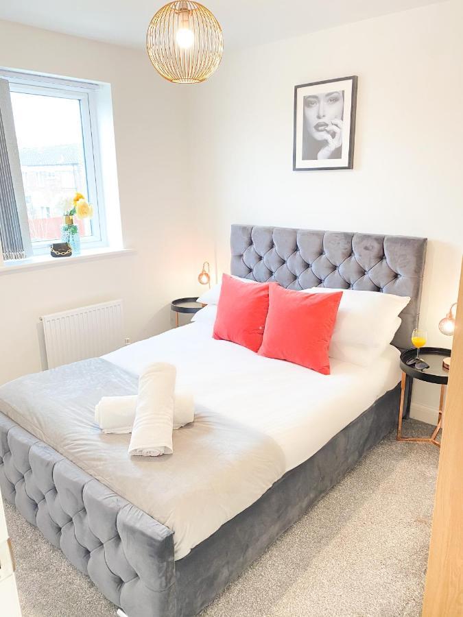 Tudors Esuites 3 Bed House Garden & Netflix Birmingam Exterior foto